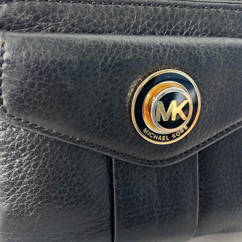 Michael Kors women’s wainscott bifold wallet - Picture 2 of 6